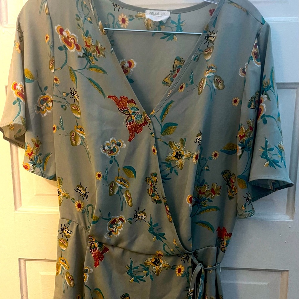 Sienna Sky ladies short sleeve blouse-large